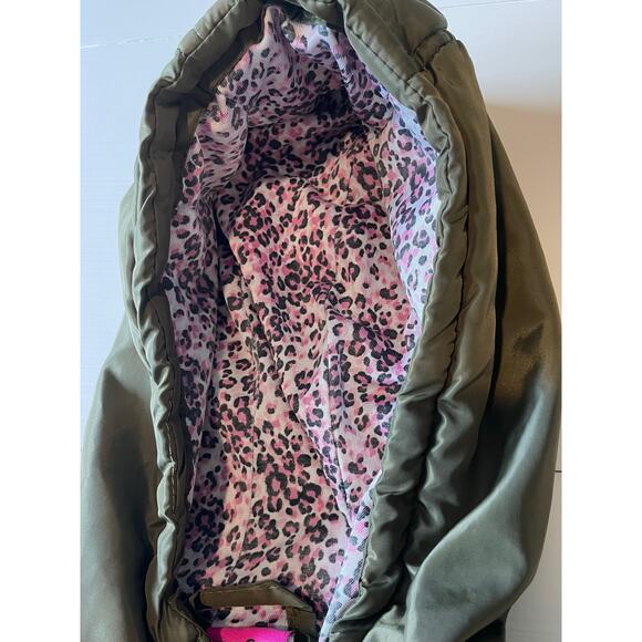 Hello Kitty by Sanrio Toddler Puffer Jacket Hooded Bling Size 2T Girls Green EUC - Picture 9 of 13